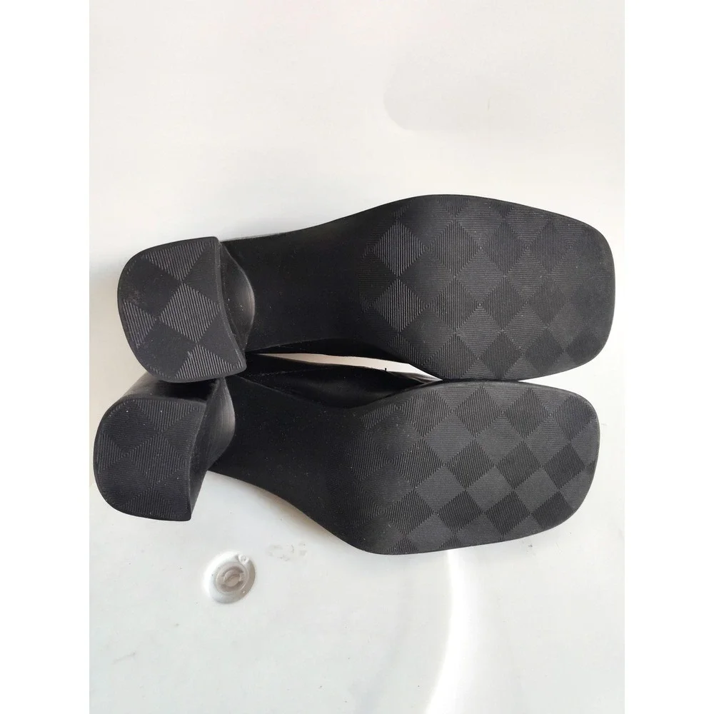 Bass Loafers 8 Square Toe 90s Block Heel Black Leather Vintage Shooties Retro